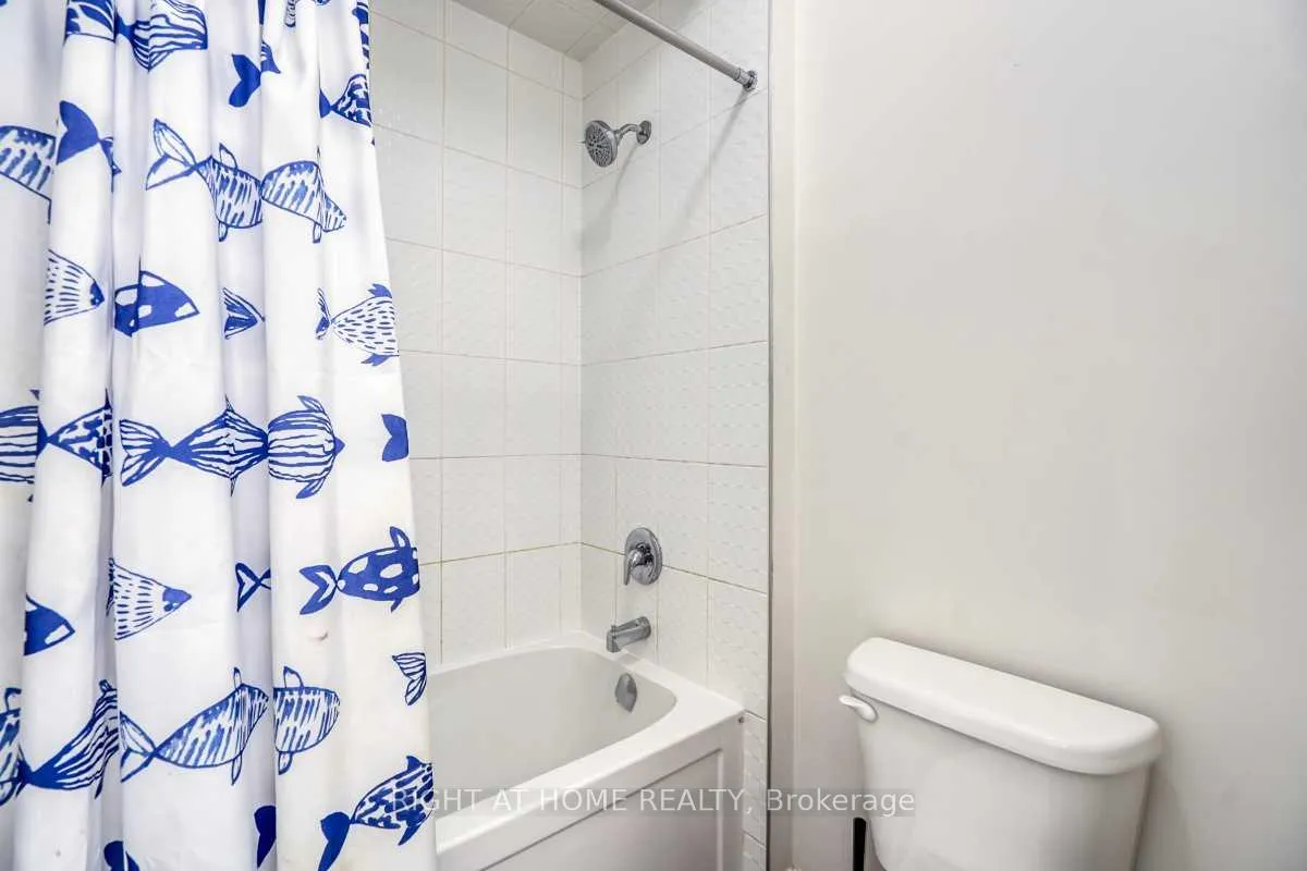 Photo 17 of 33 Auckland Drive, Whitby, Rural Whitby — HOMEH