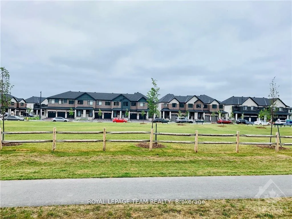 Photo 2 of 110 Kyanite Lane, Ottawa, Barrhaven - Heritage Park — HOMEH