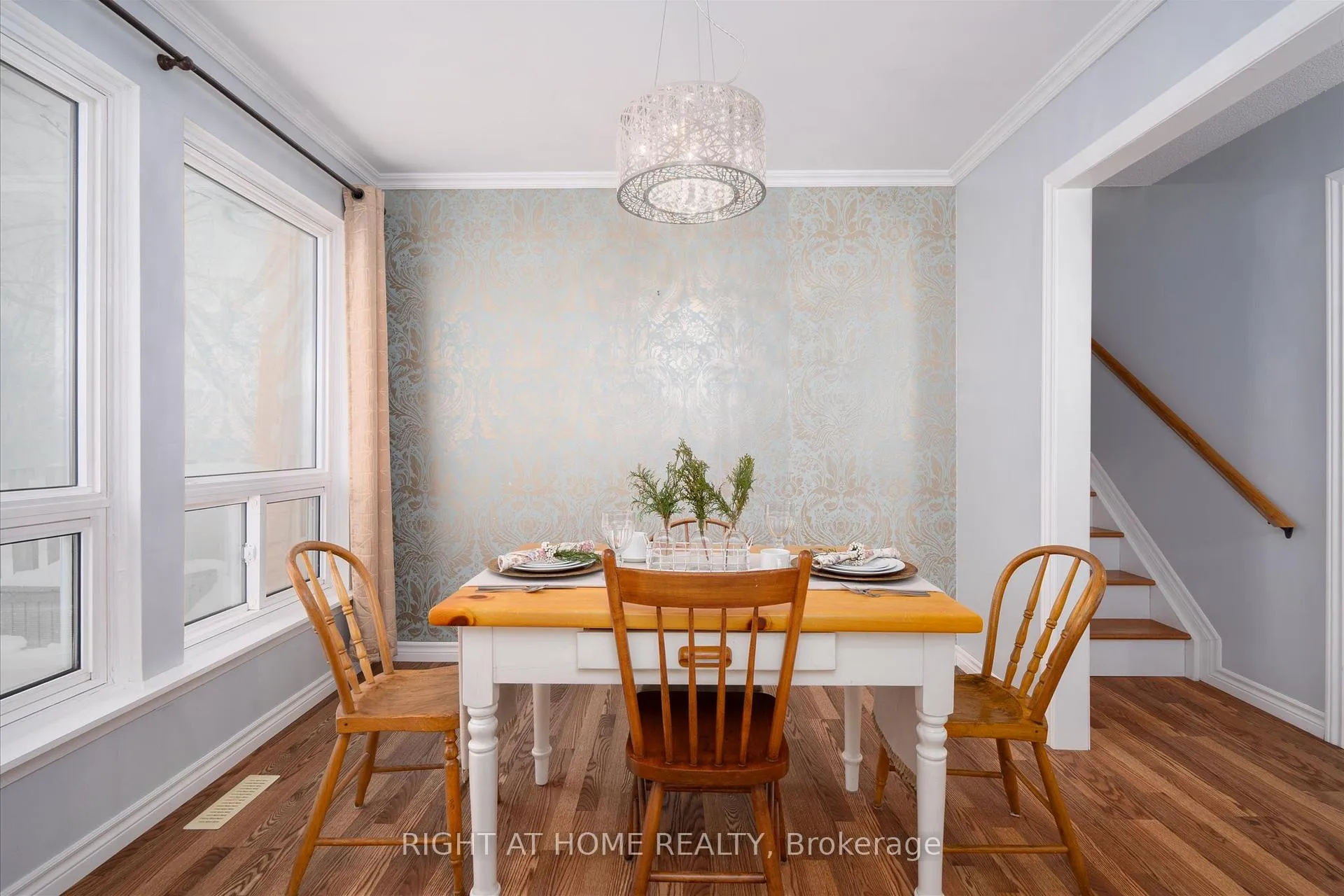 Photo 10 of 141 Glovers Road, Oshawa, Samac — HOMEH