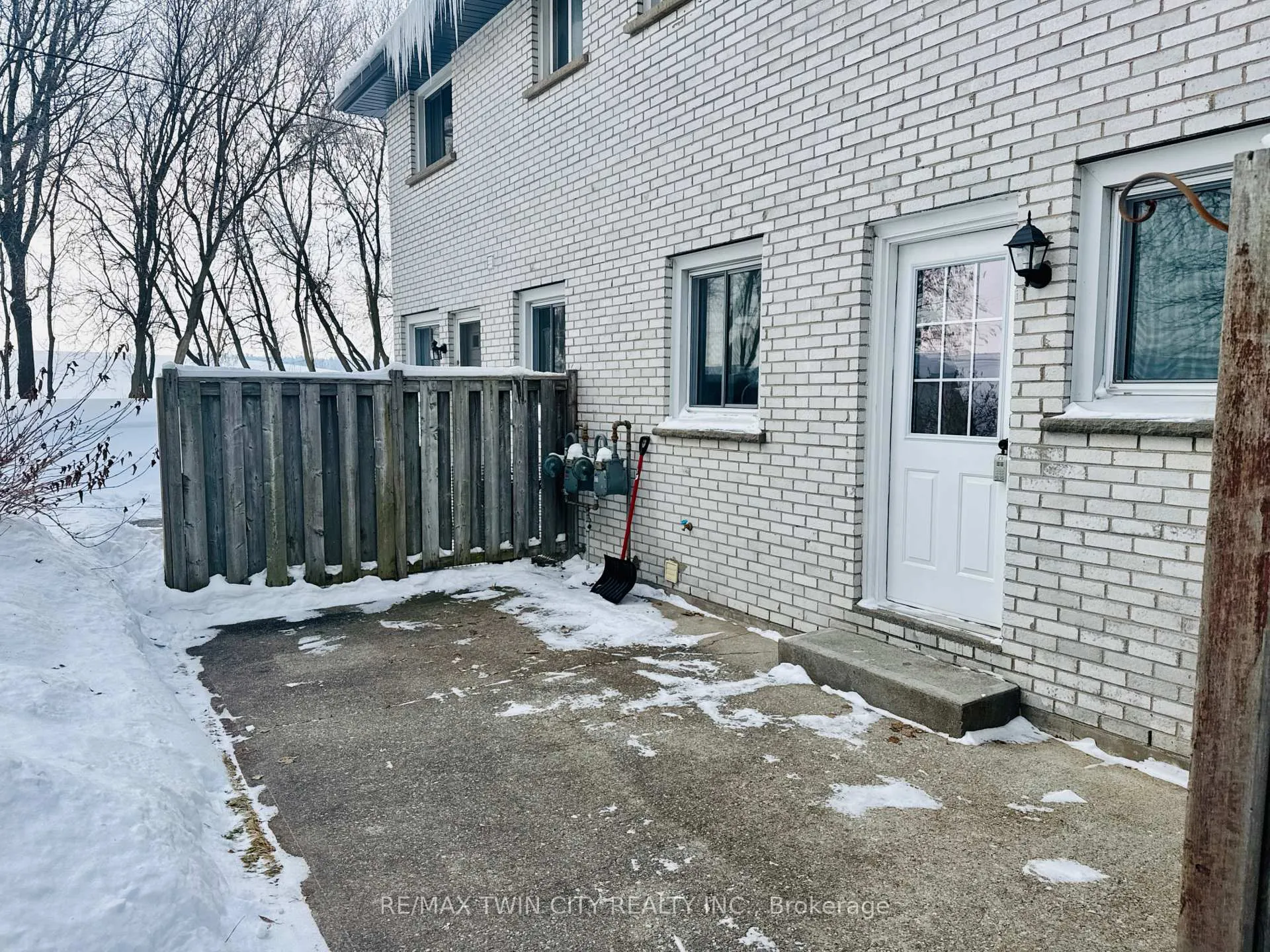 Photo 3 of 83 Elm Street, Norfolk, Simcoe — HOMEH