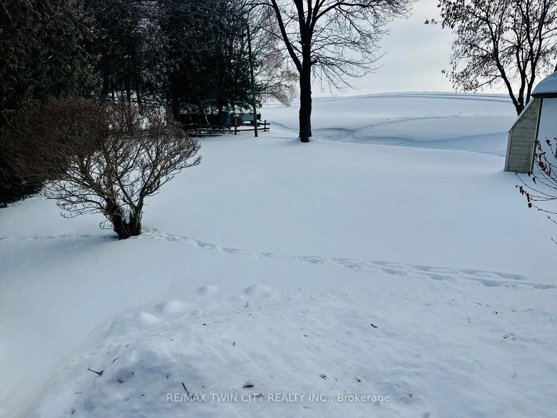 Photo 4 of 83 Elm Street, Norfolk, Simcoe — HOMEH
