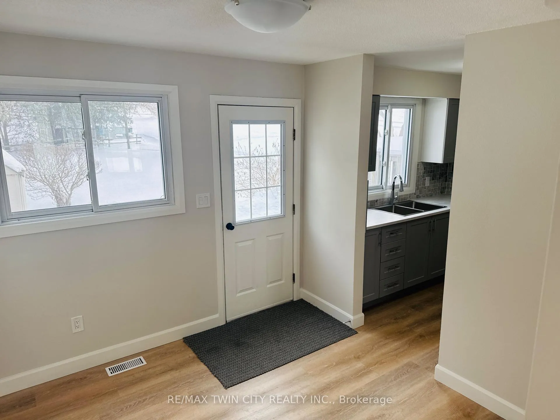 Photo 22 of 83 Elm Street, Norfolk, Simcoe — HOMEH