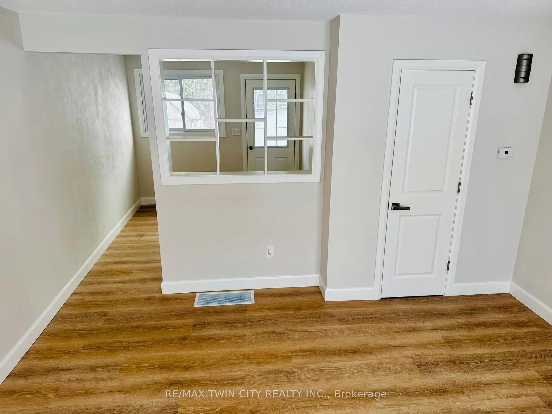 Photo 24 of 83 Elm Street, Norfolk, Simcoe — HOMEH