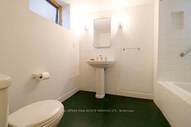 Photo 6 of 18 Highbourne Road, Toronto, Forest Hill South — HOMEH