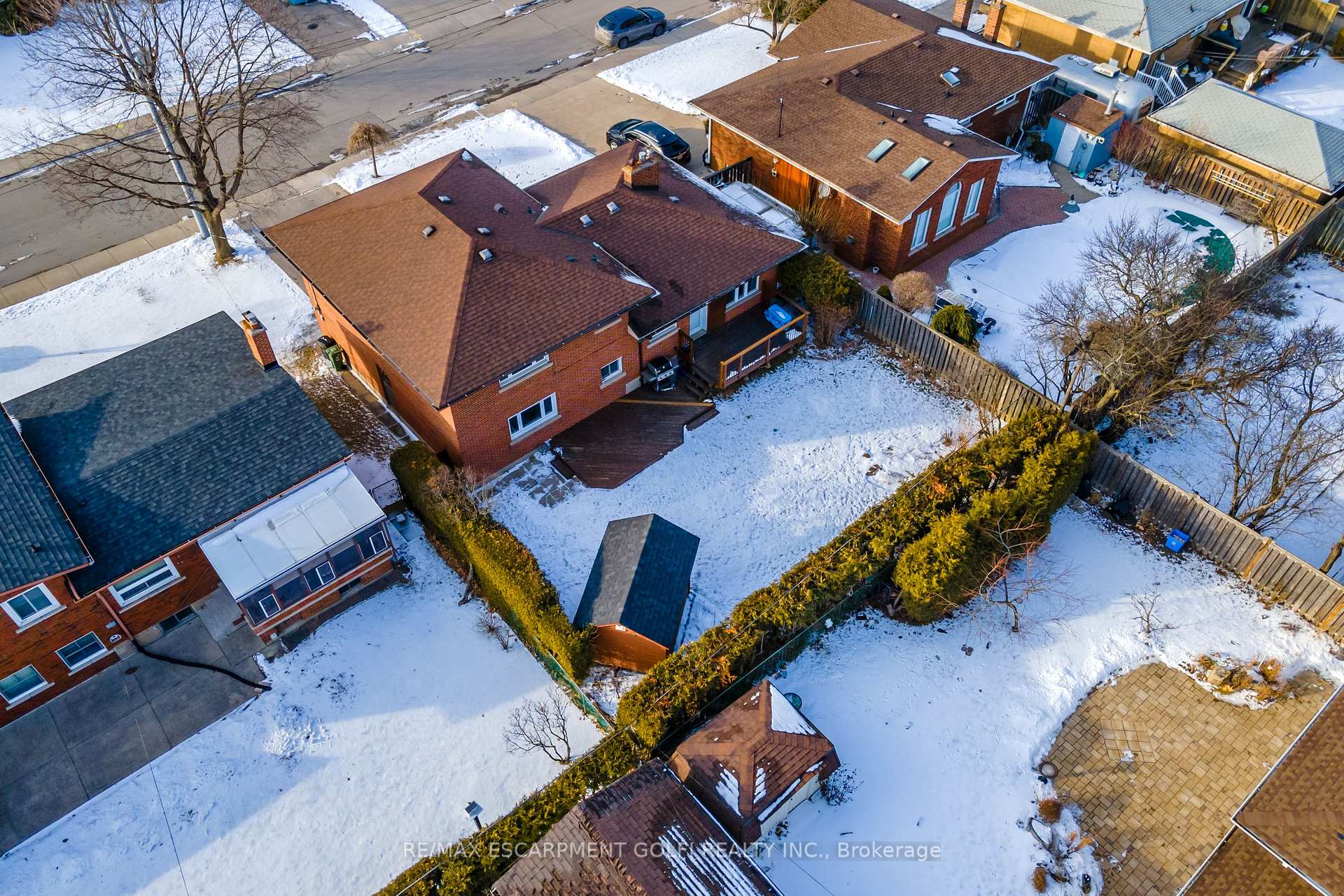 Photo 35 of 43 Bruce Park Drive, Hamilton, Centremount — HOMEH