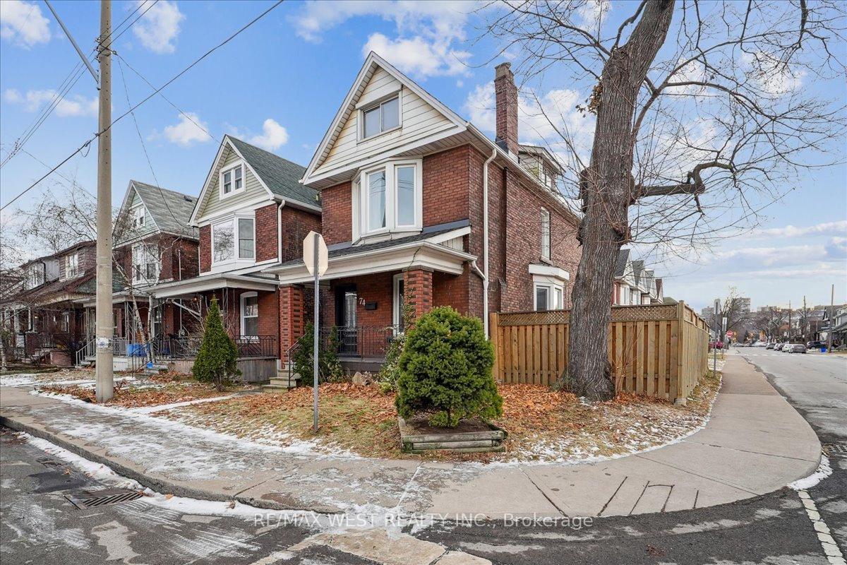 Photo 5 of 74 Beechwood Avenue N, Hamilton, Gibson — HOMEH