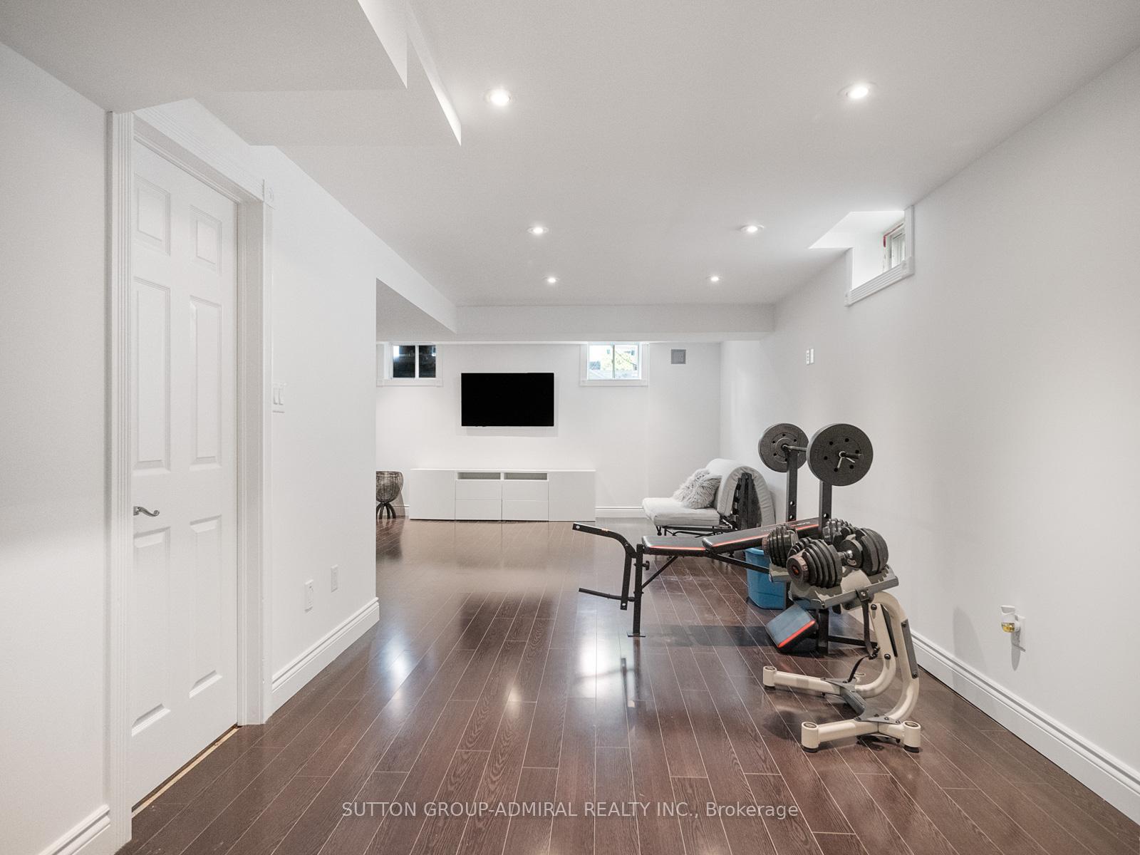Photo 21 of 341 Lauderdale Drive, Vaughan, Patterson — HOMEH