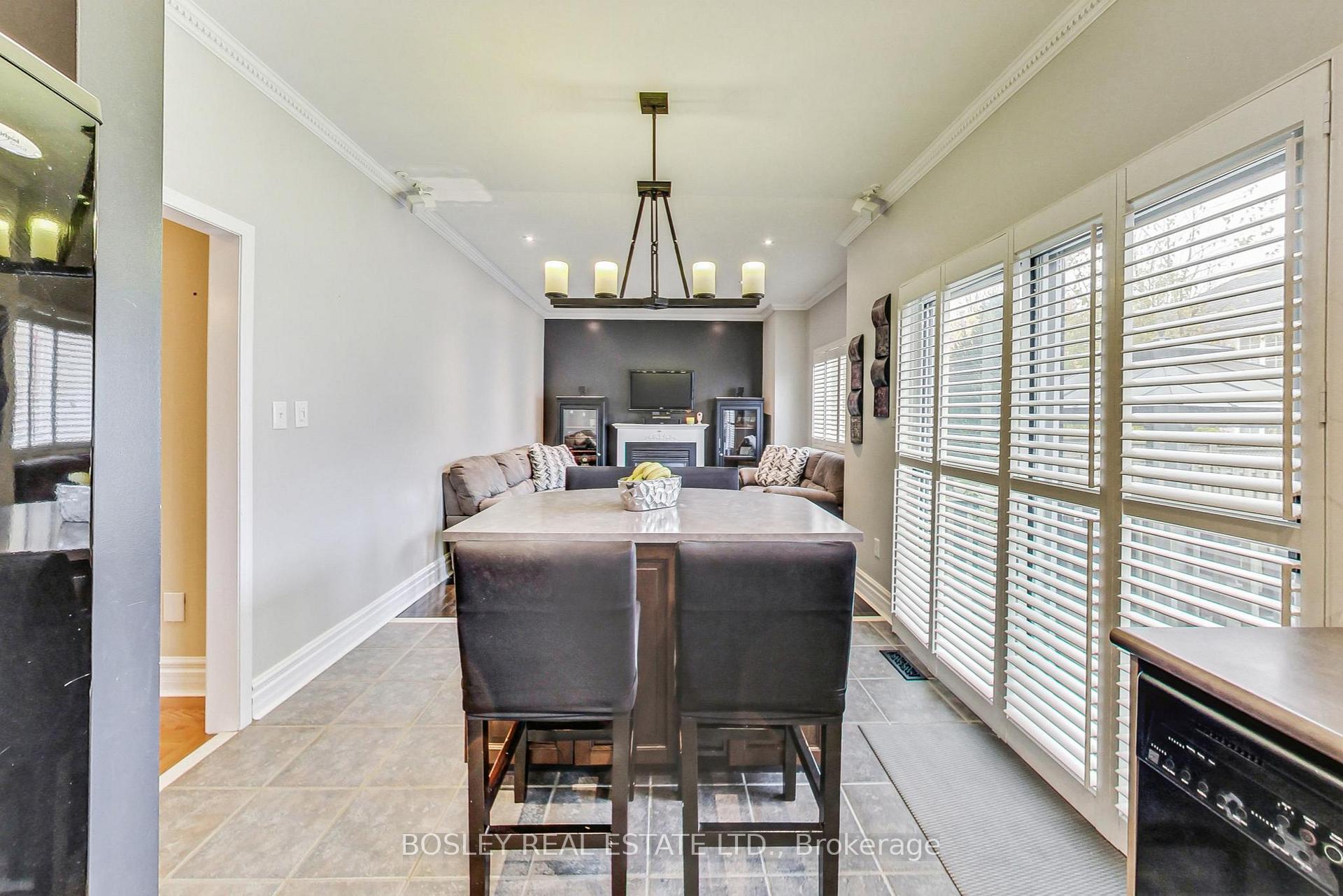 Photo 12 of 36 Pinecrest Street, Markham, Wismer — HOMEH