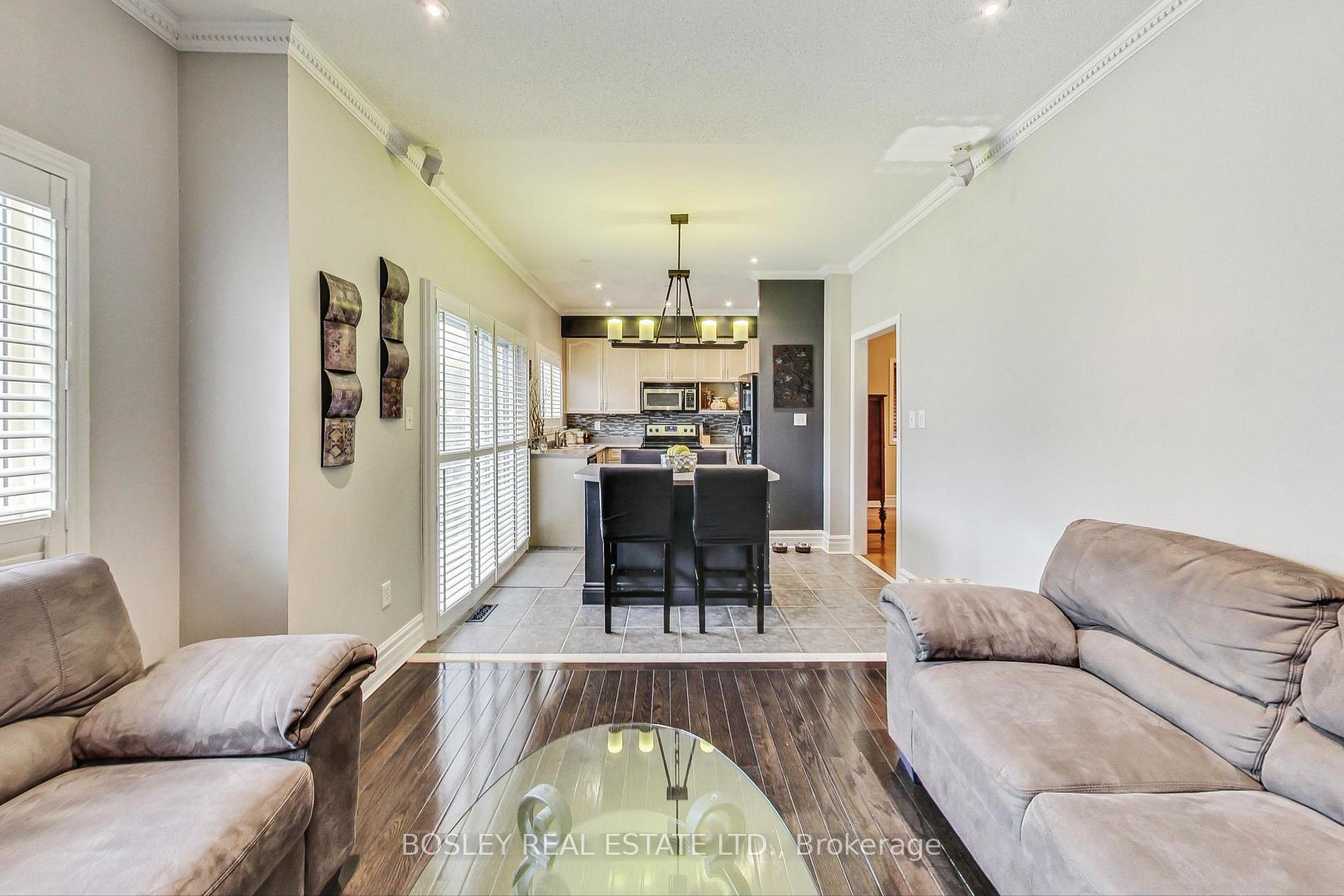 Photo 14 of 36 Pinecrest Street, Markham, Wismer — HOMEH