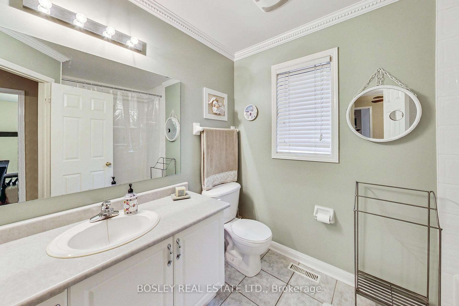 Photo 25 of 36 Pinecrest Street, Markham, Wismer — HOMEH