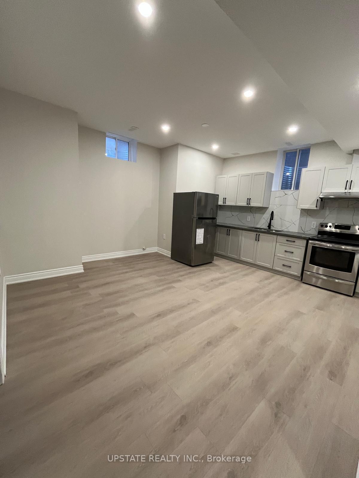 Photo 2 of Unit BASEMNT, 25 Frost Street, Brampton, Credit Valley — HOMEH