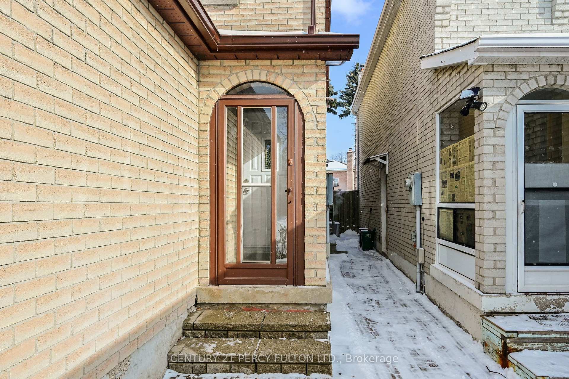 Photo 5 of 86 Northolt Crescent, Markham, Milliken Mills East — HOMEH