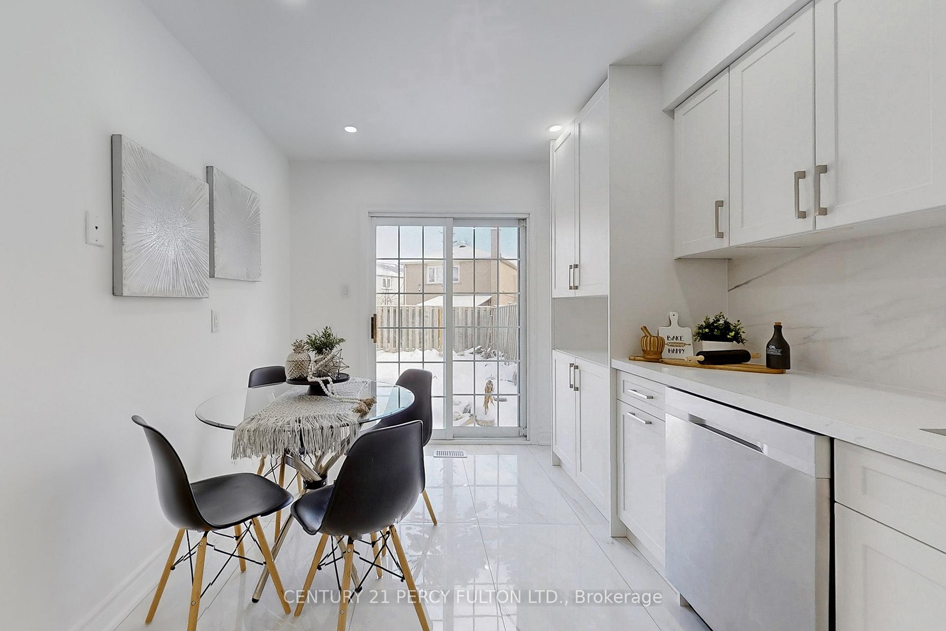 Photo 18 of 86 Northolt Crescent, Markham, Milliken Mills East — HOMEH