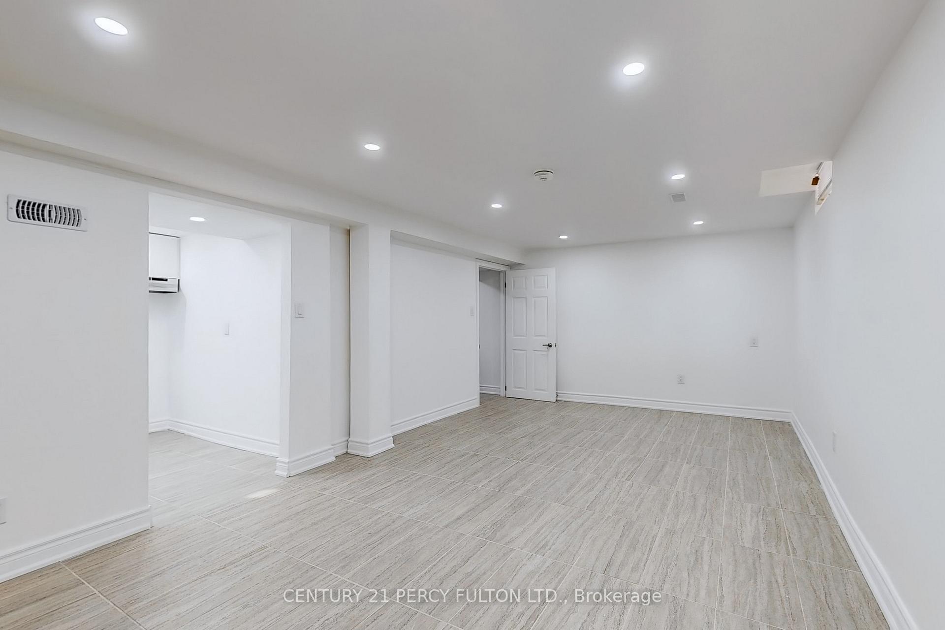 Photo 35 of 86 Northolt Crescent, Markham, Milliken Mills East — HOMEH