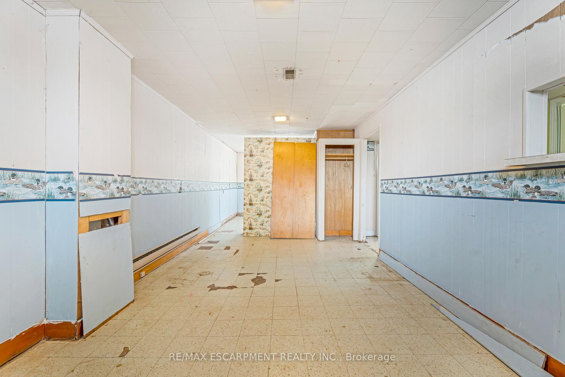 Photo 27 of 59 Mountain Avenue N, Hamilton, Stoney Creek — HOMEH