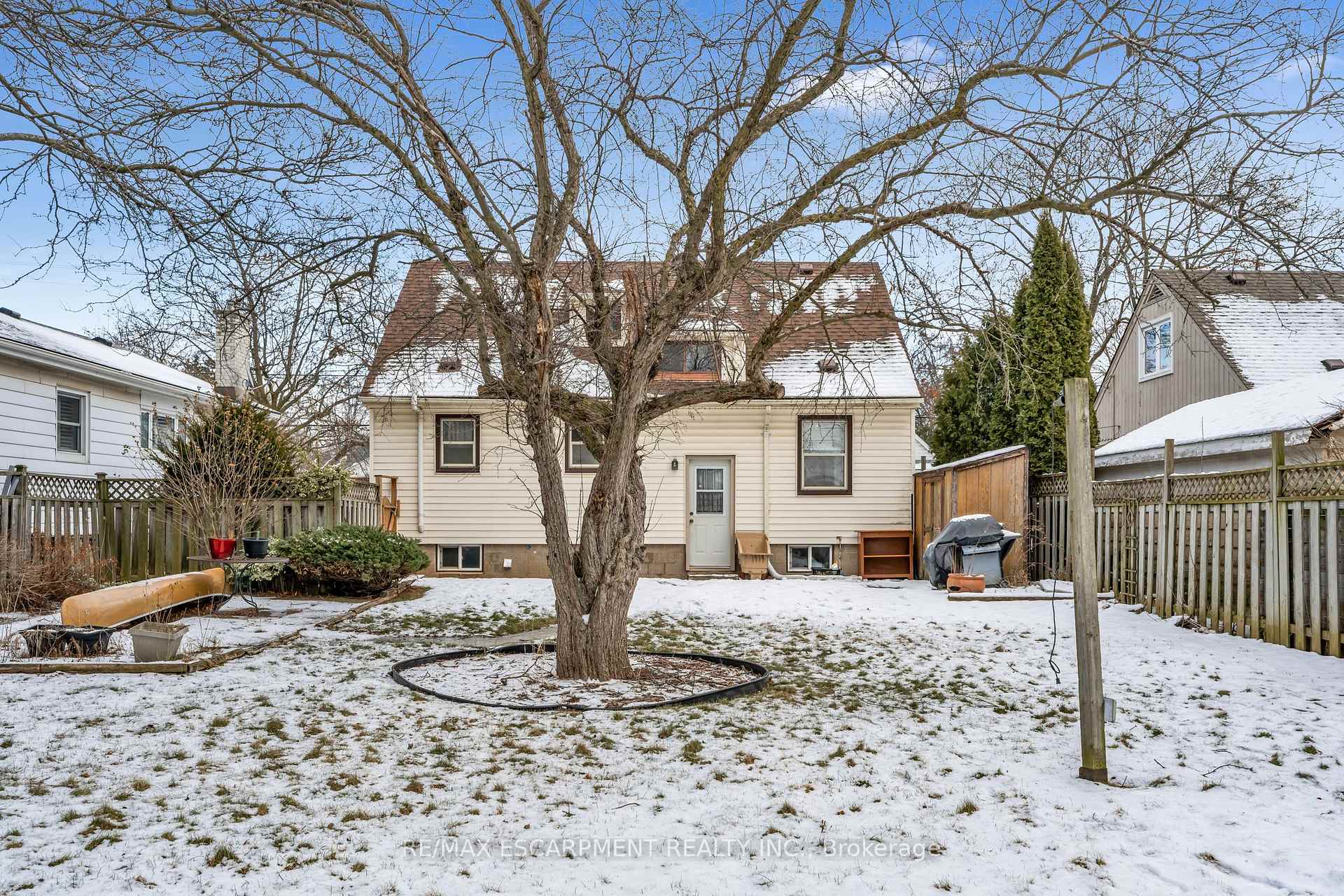 Photo 40 of 59 Mountain Avenue N, Hamilton, Stoney Creek — HOMEH