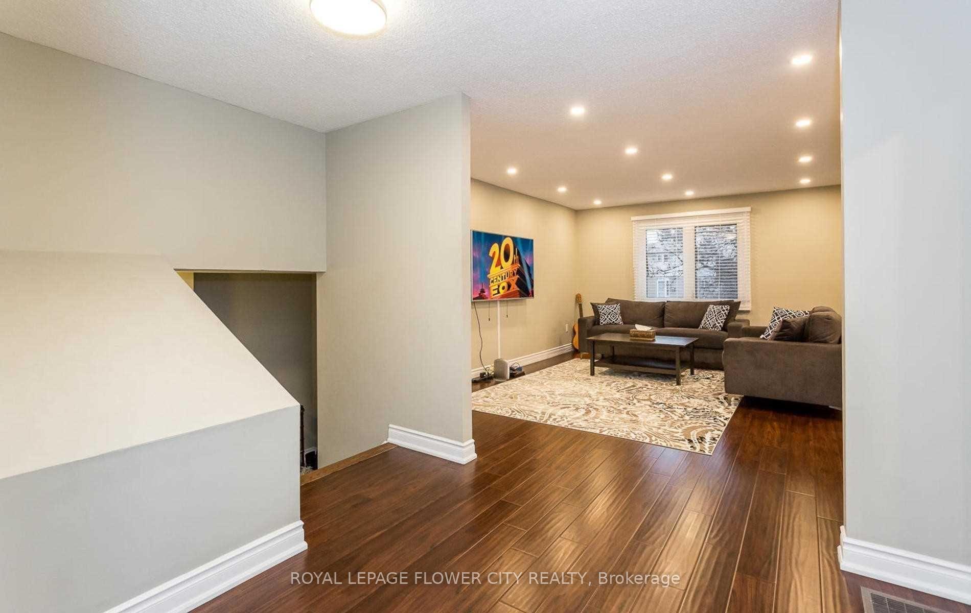Photo 5 of 268 Vodden Street, Brampton, Madoc — HOMEH