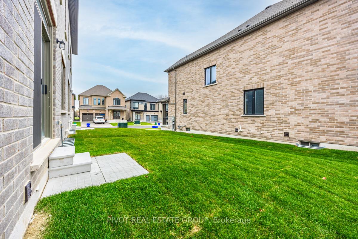 Photo 54 of 31 Waterfront Crescent, Whitby, Port Whitby — HOMEH