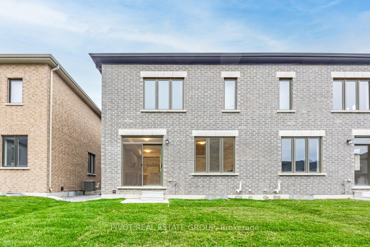 Photo 55 of 31 Waterfront Crescent, Whitby, Port Whitby — HOMEH