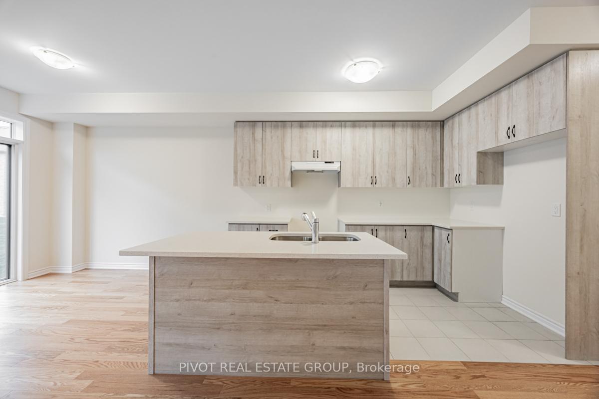 Photo 9 of 31 Waterfront Crescent, Whitby, Port Whitby — HOMEH