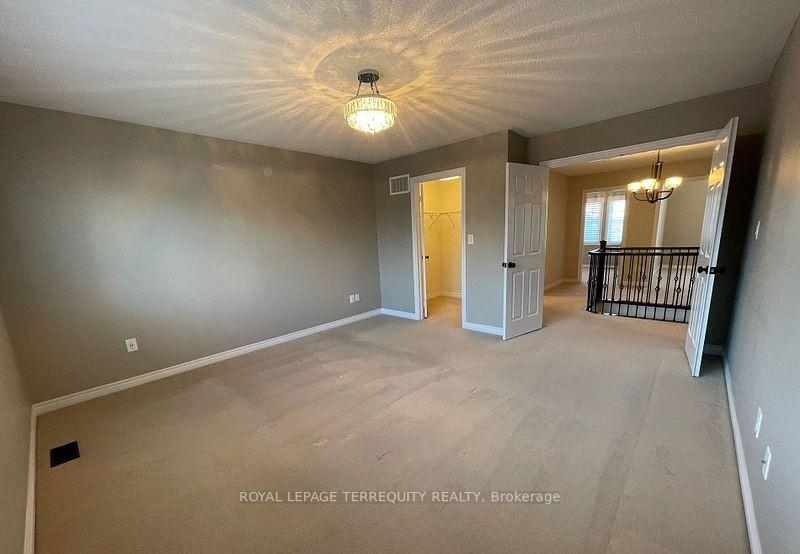Photo 31 of 4605 Keystone Crescent, Burlington, Alton — HOMEH