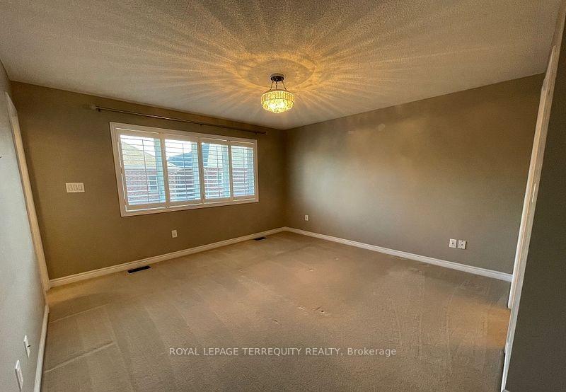 Photo 33 of 4605 Keystone Crescent, Burlington, Alton — HOMEH