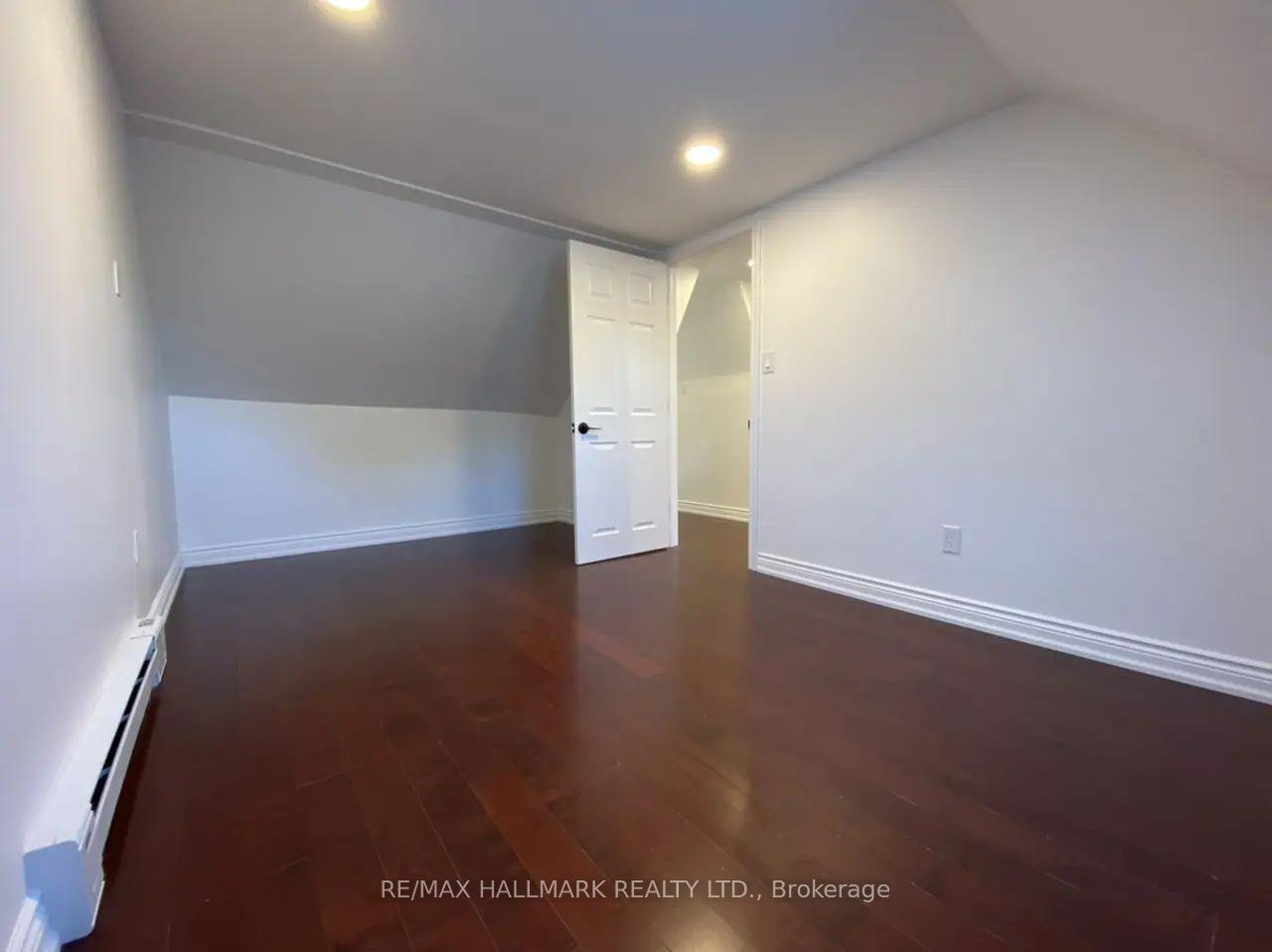 Photo 8 of 171 Broadview Avenue, Toronto, South Riverdale — HOMEH