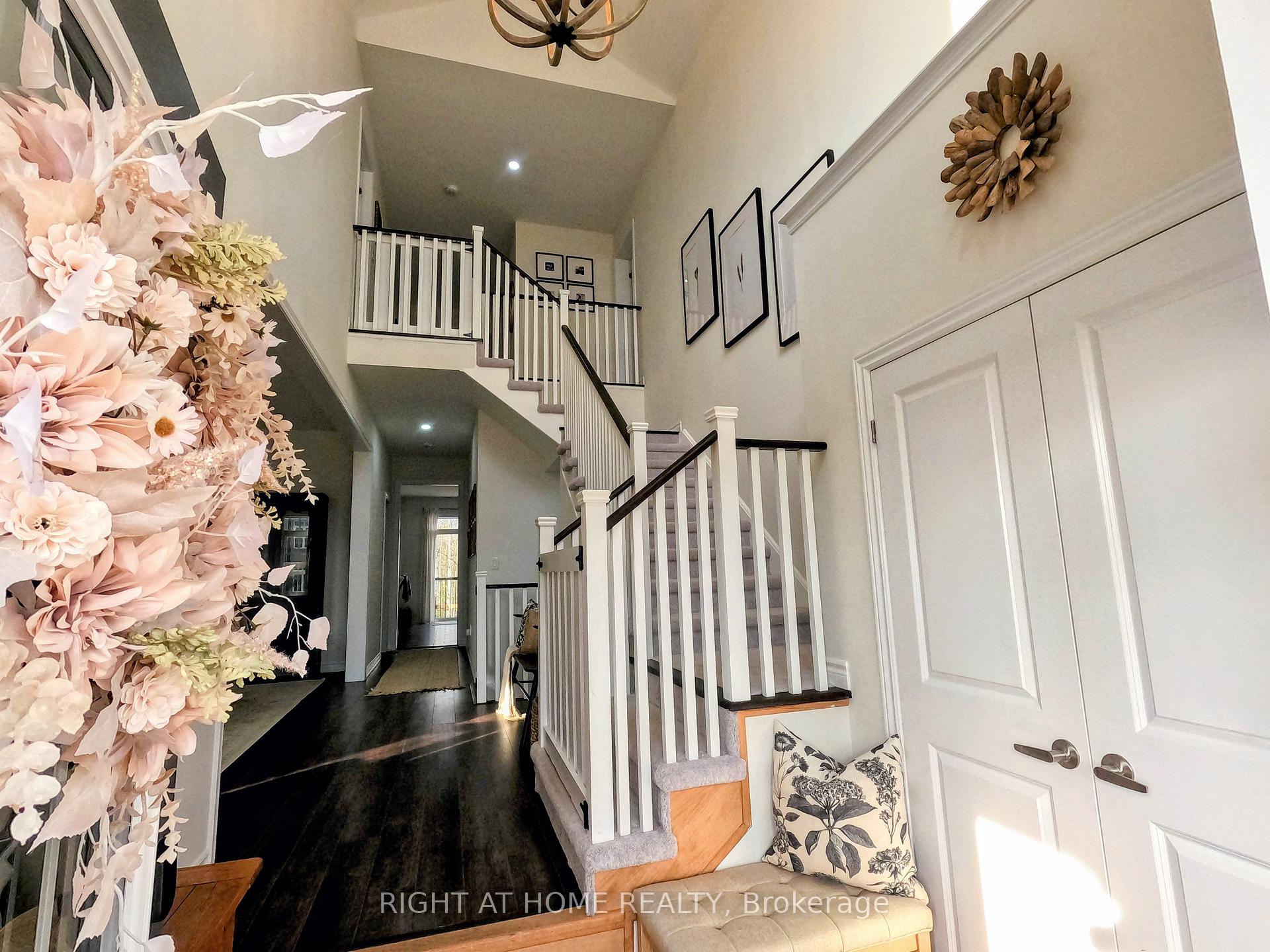 Photo 10 of 215 Roy Drive, Clearview, Stayner — HOMEH