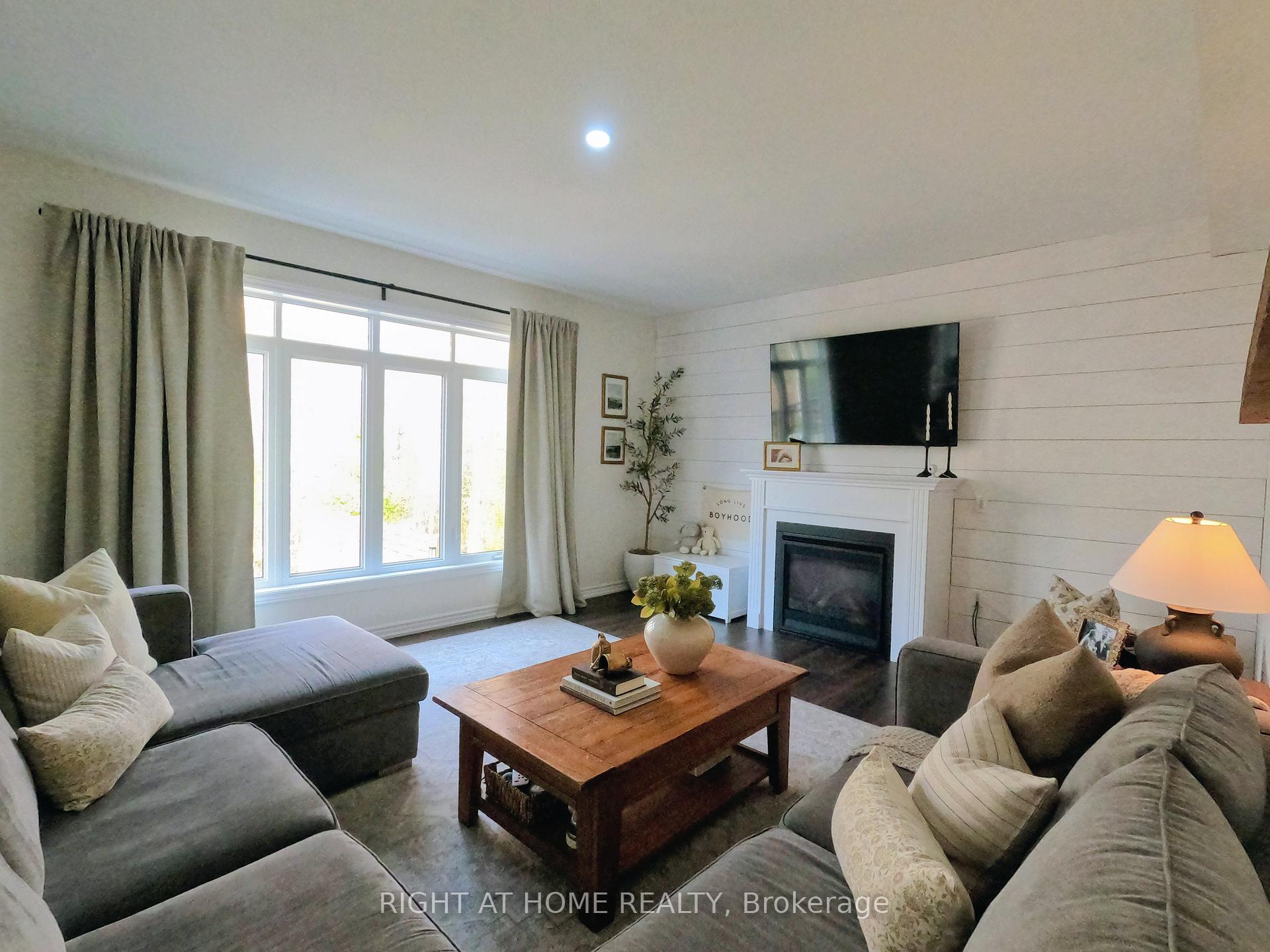 Photo 61 of 215 Roy Drive, Clearview, Stayner — HOMEH