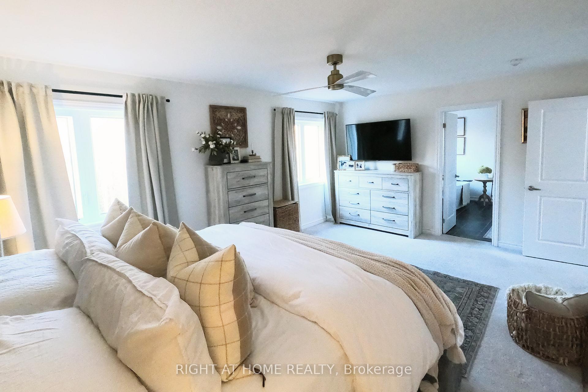 Photo 65 of 215 Roy Drive, Clearview, Stayner — HOMEH