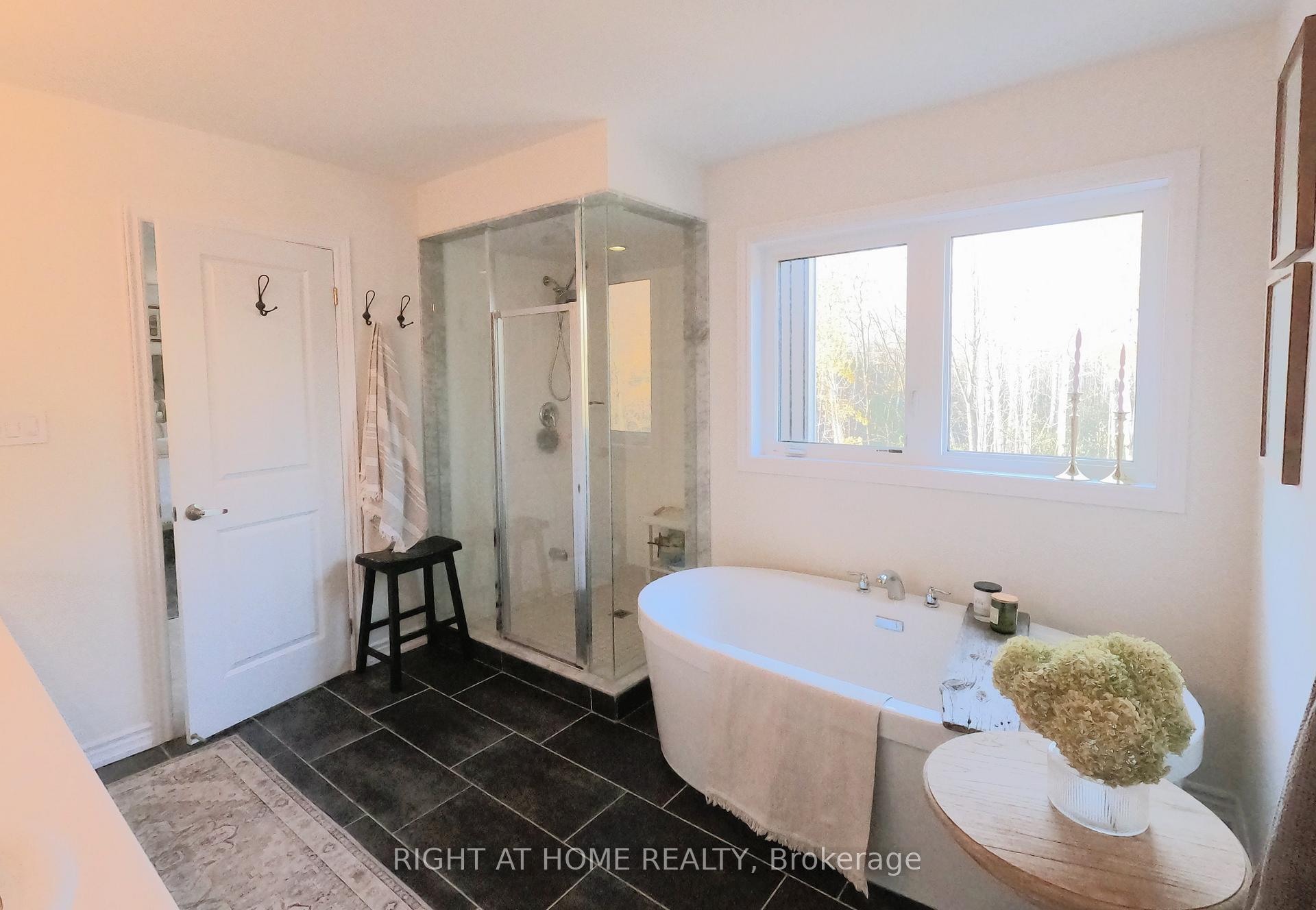 Photo 67 of 215 Roy Drive, Clearview, Stayner — HOMEH