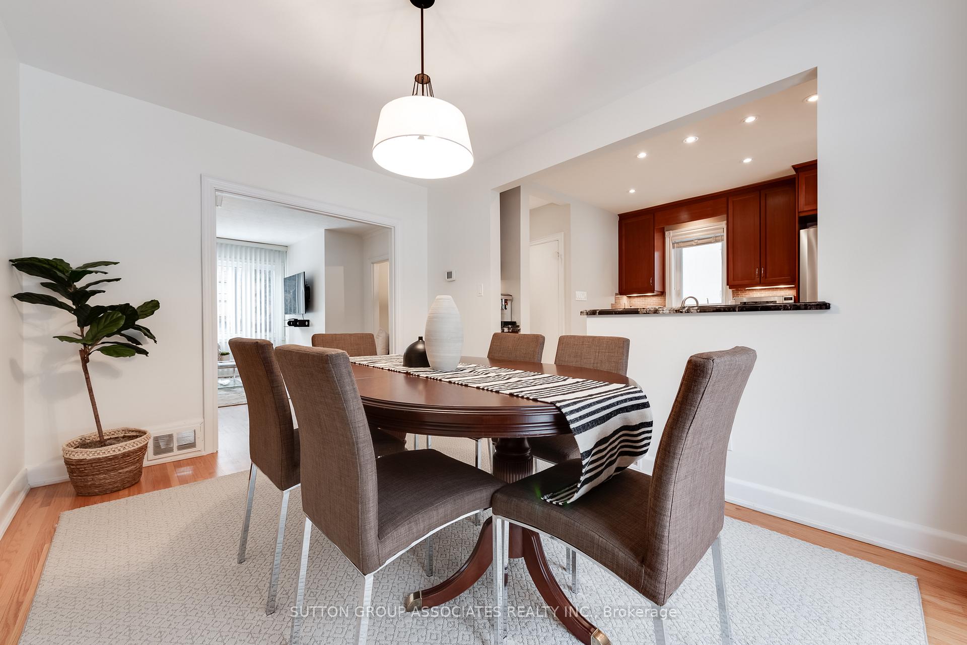 Photo 14 of 269 Winnett Avenue, Toronto, Humewood-Cedarvale — HOMEH