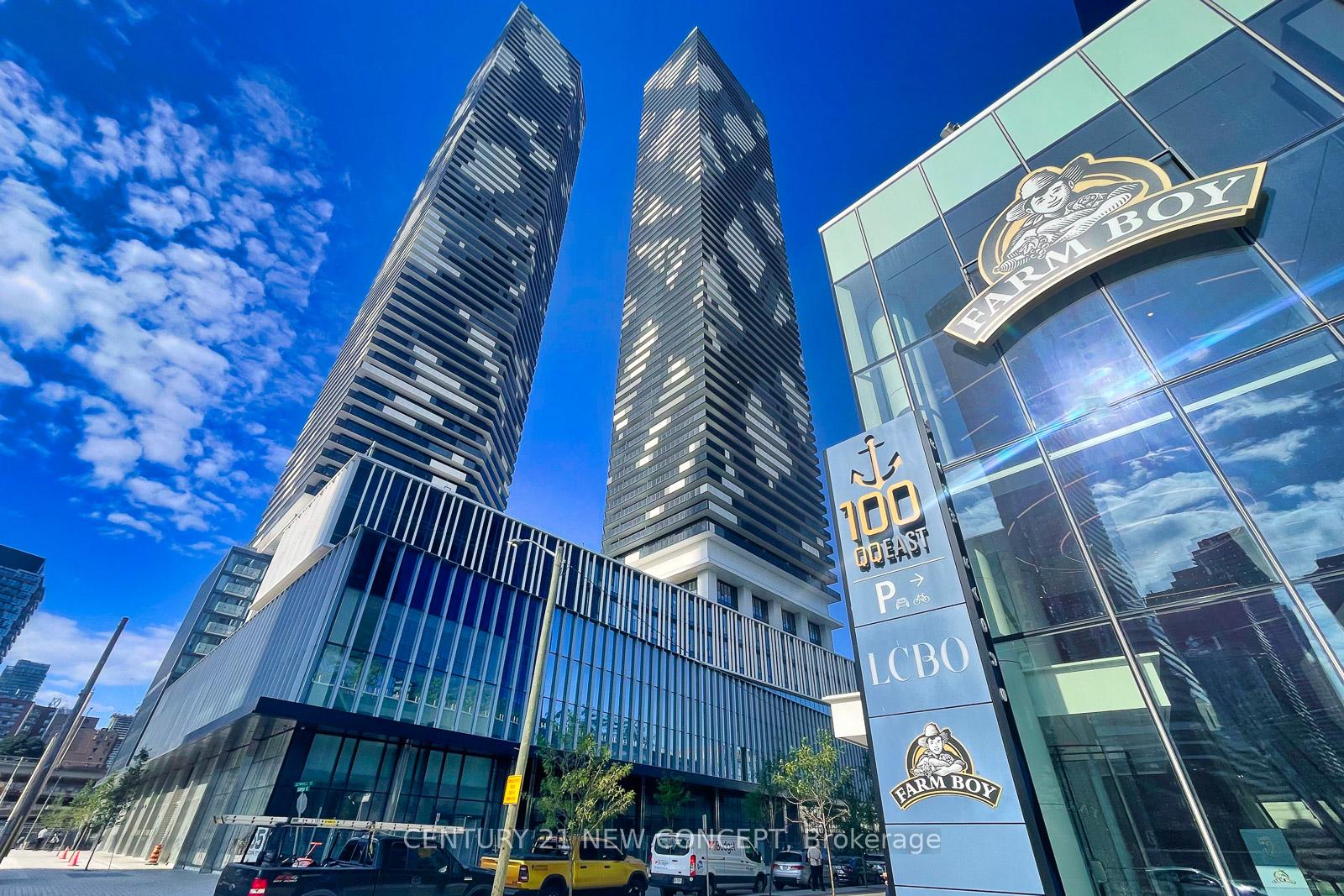 Front of Unit 1601, 55 Cooper Street