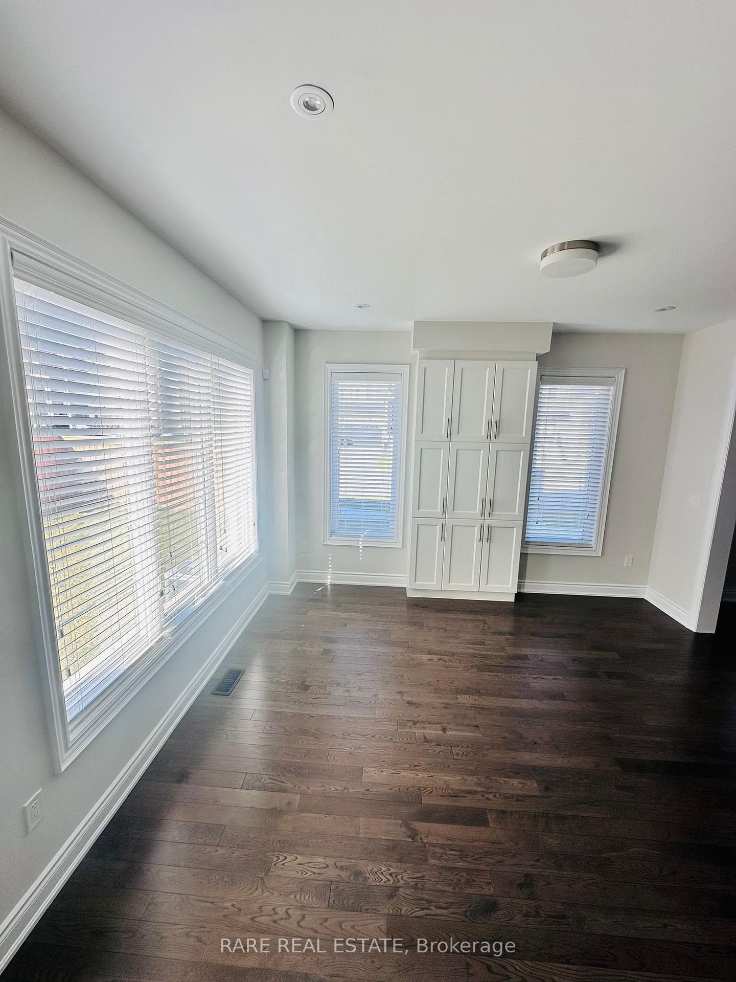 Photo 6 of 1493 Blackmore Street E, Innisfil, Alcona — HOMEH