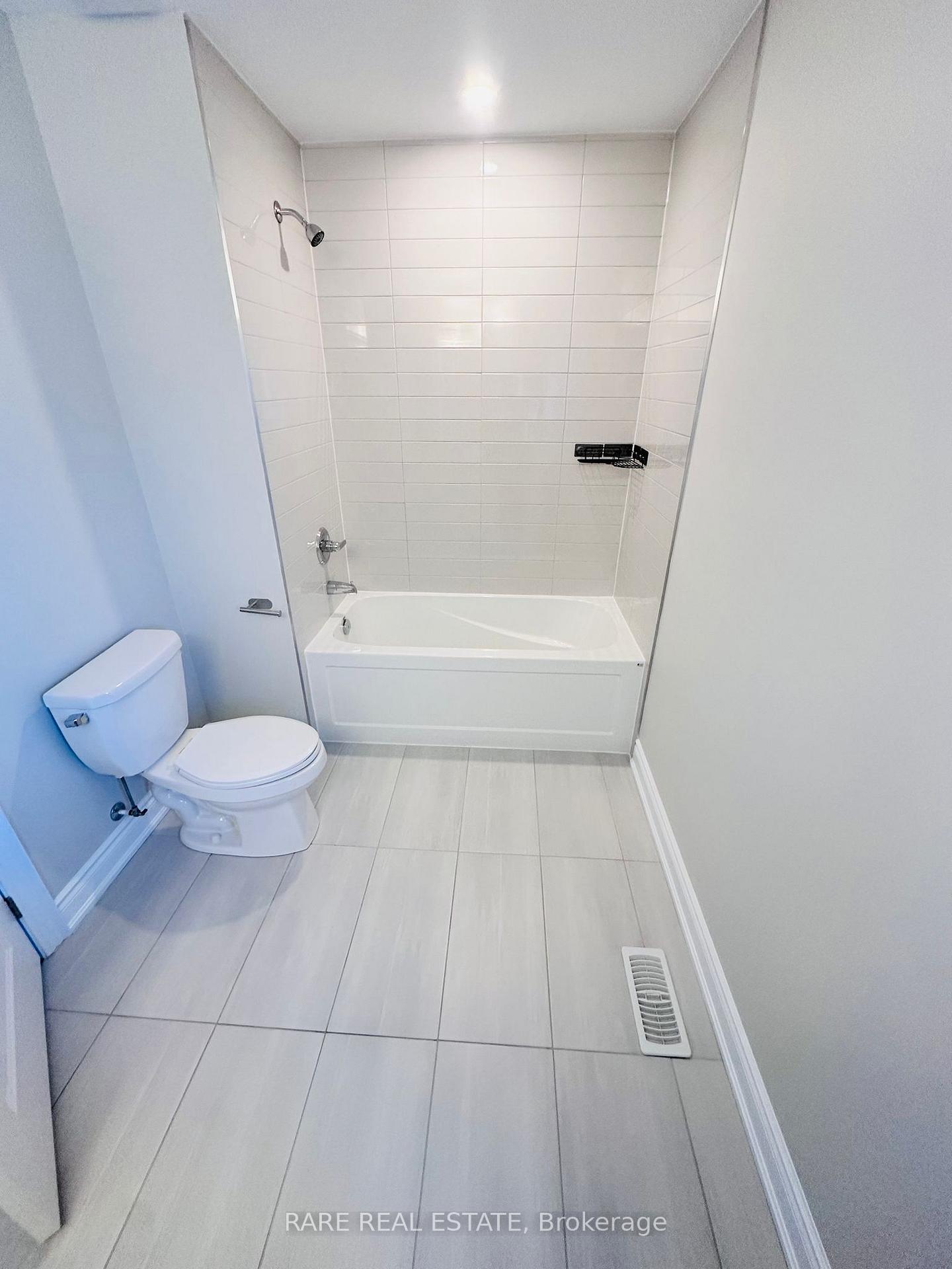 Photo 35 of 1493 Blackmore Street E, Innisfil, Alcona — HOMEH
