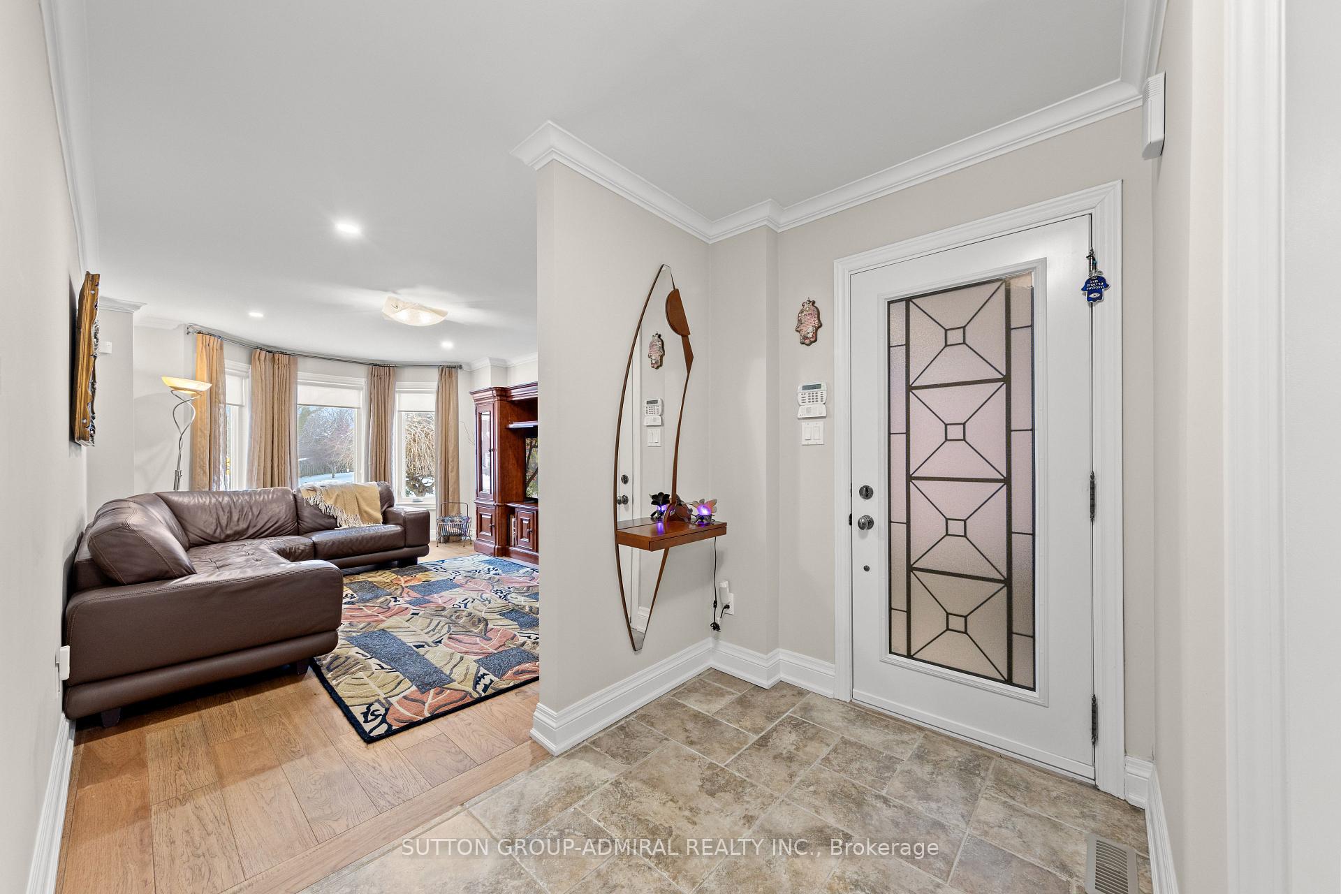 Photo 5 of 185 Chelwood Drive, Vaughan, Brownridge — HOMEH
