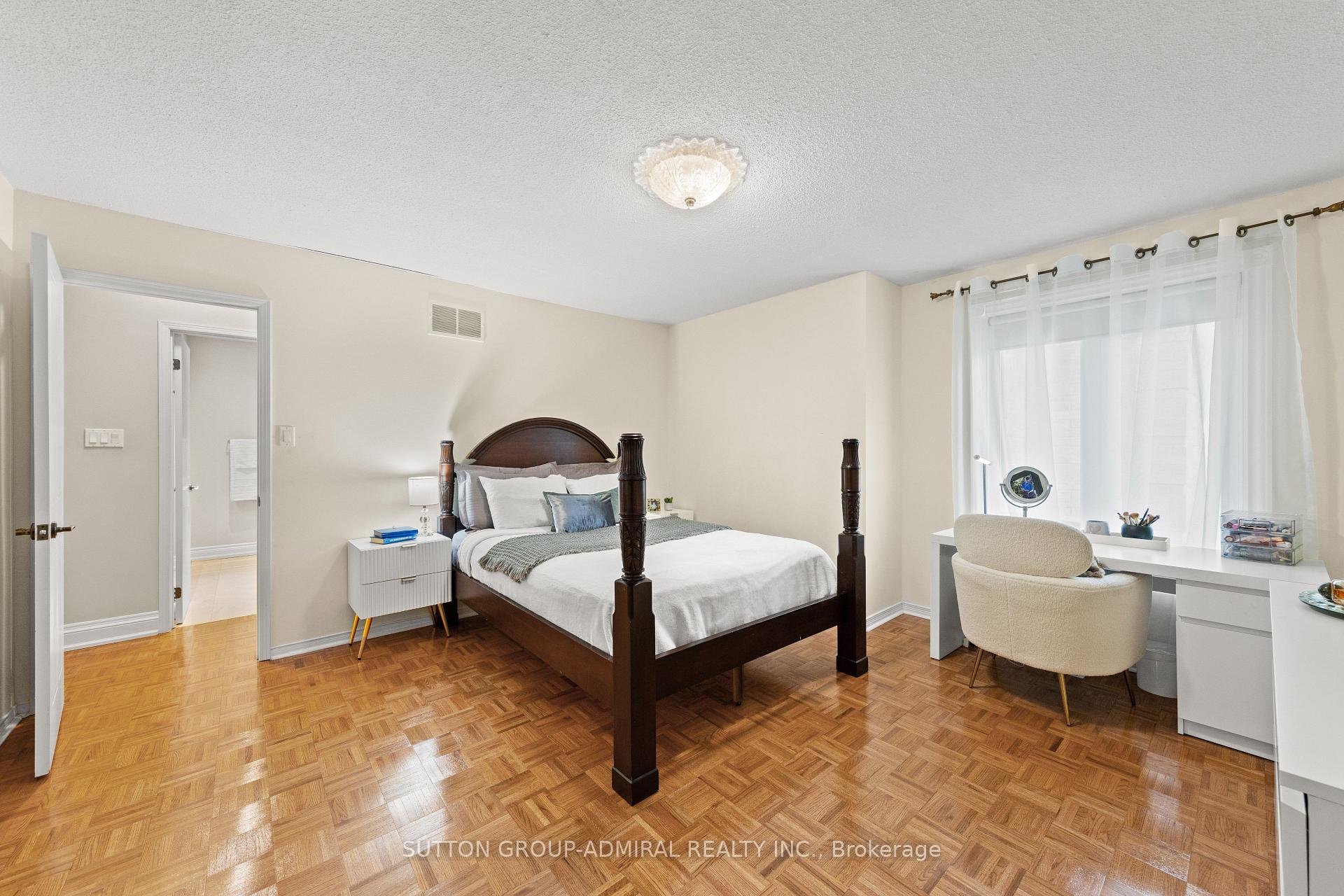 Photo 32 of 185 Chelwood Drive, Vaughan, Brownridge — HOMEH