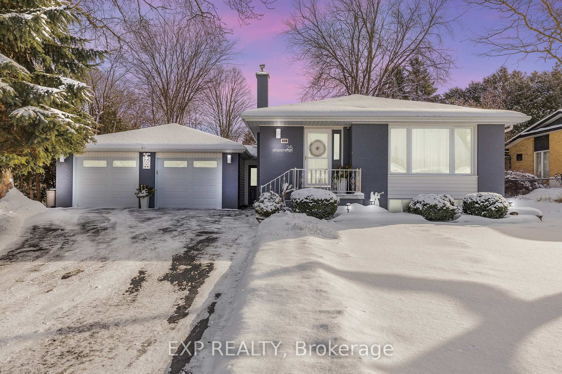 Photo 1 of 25 Kemano Road, Aurora, Aurora Heights — HOMEH