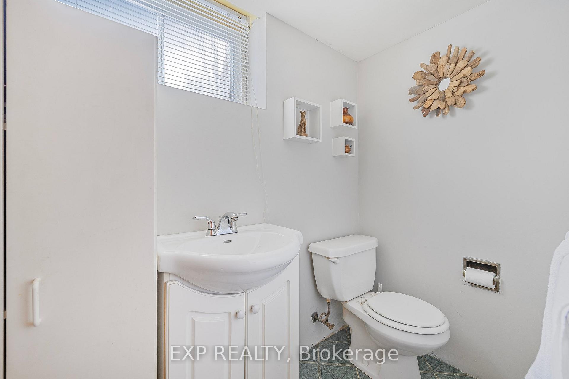 Photo 36 of 25 Kemano Road, Aurora, Aurora Heights — HOMEH