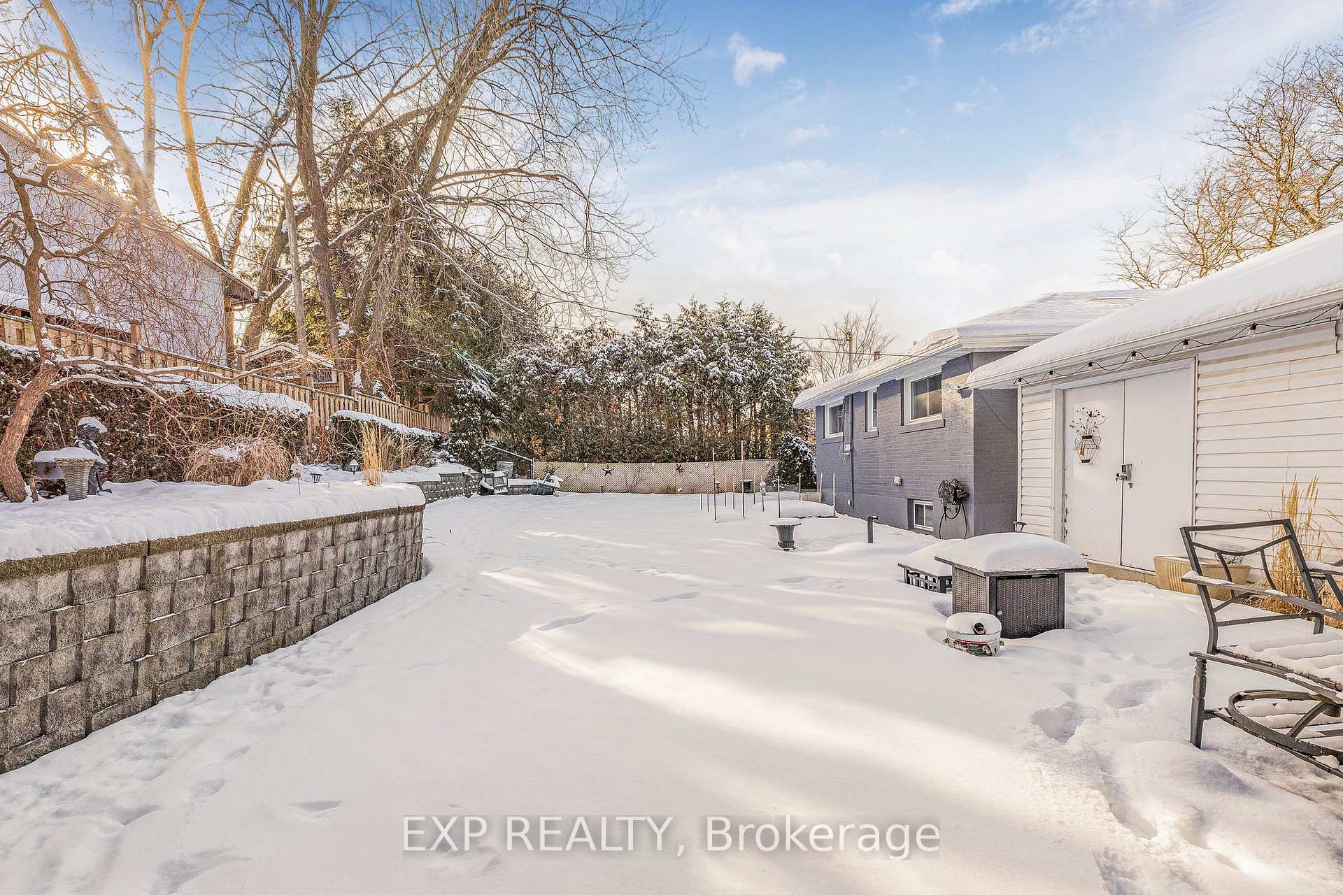 Photo 38 of 25 Kemano Road, Aurora, Aurora Heights — HOMEH