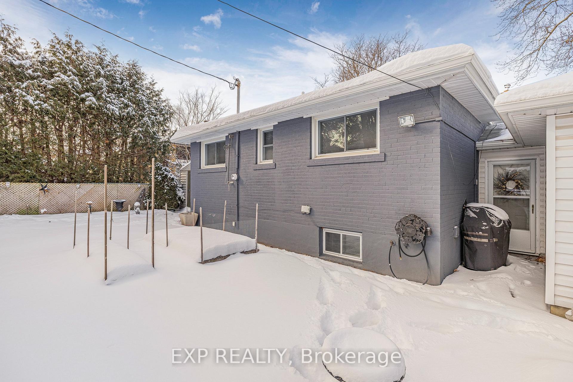 Photo 42 of 25 Kemano Road, Aurora, Aurora Heights — HOMEH