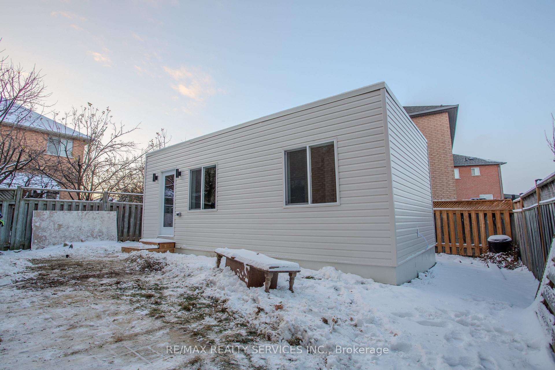 Front of Unit G Suite, 7 Sierra Peak Court