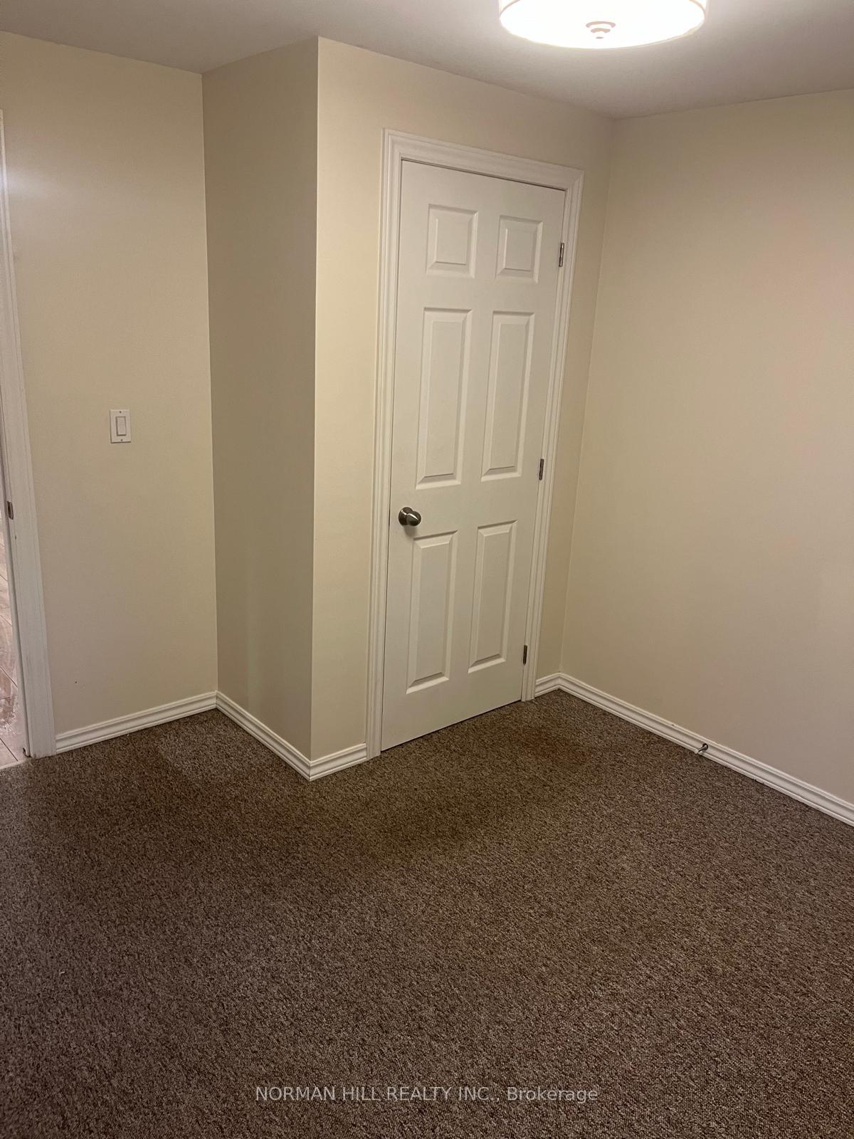 Photo 8 of Unit D, 17 Centre Street, Barrie, Allandale — HOMEH