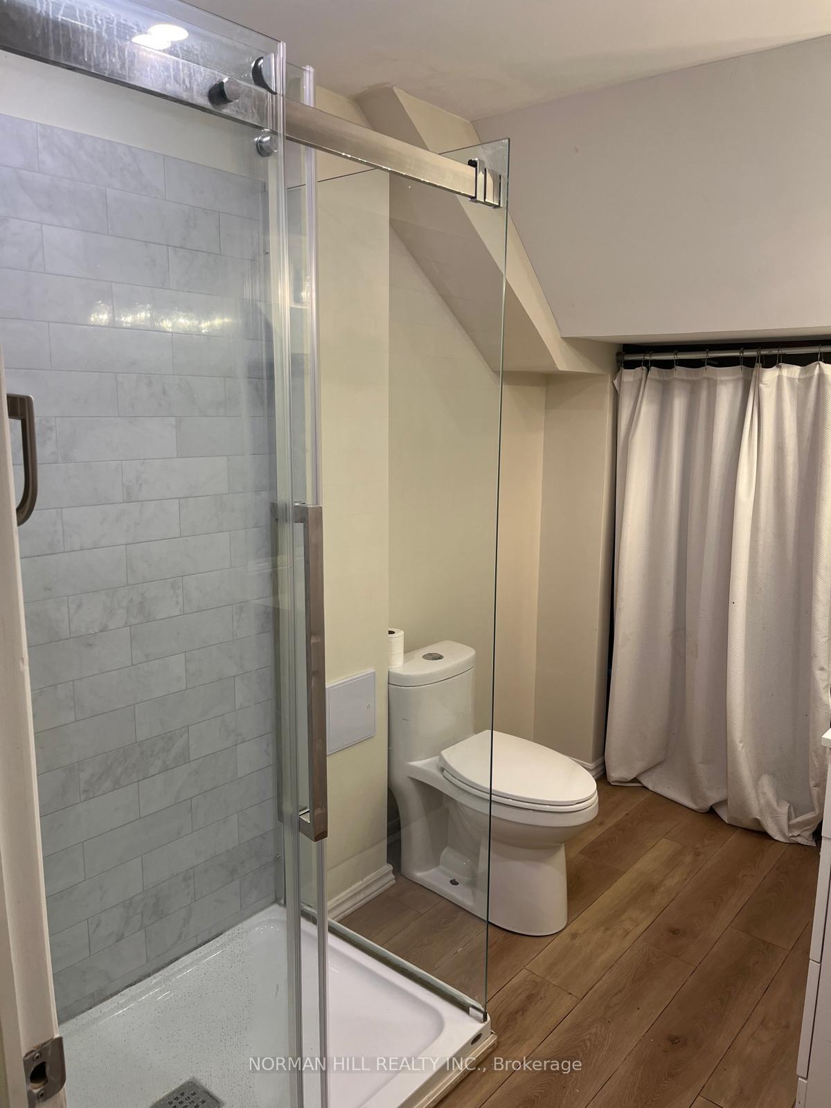 Photo 10 of Unit D, 17 Centre Street, Barrie, Allandale — HOMEH