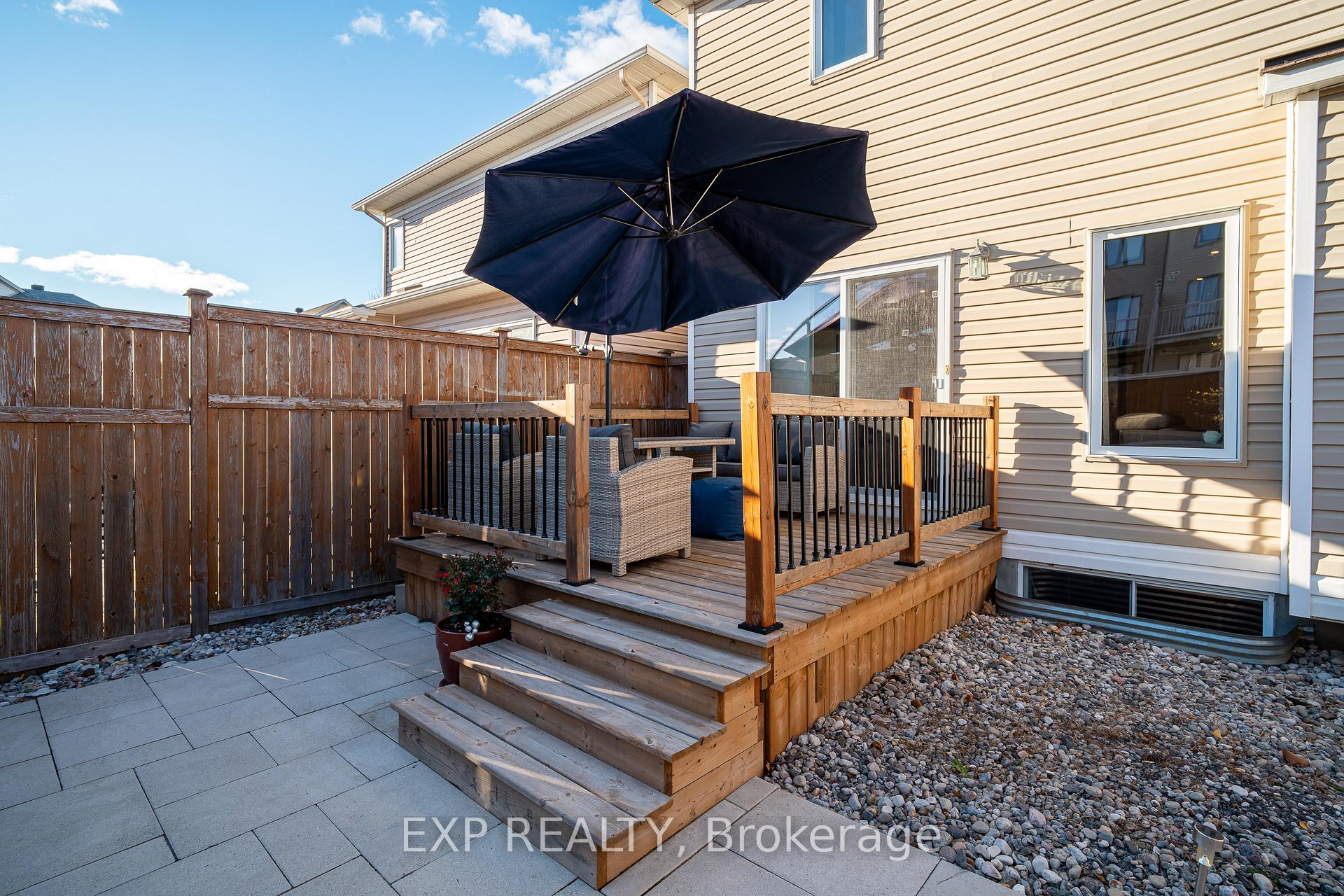 Photo 5 of 426 Pillett Street, Ottawa, Barrhaven - Strandherd — HOMEH