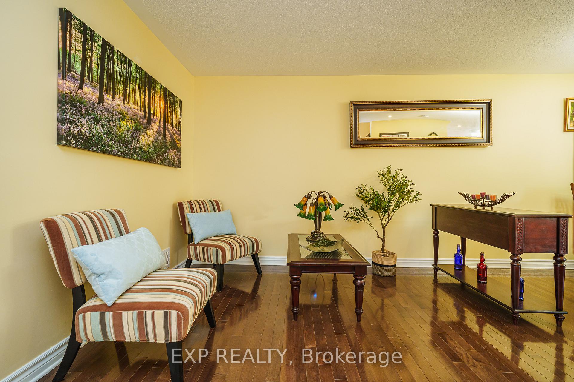 Photo 12 of 426 Pillett Street, Ottawa, Barrhaven - Strandherd — HOMEH