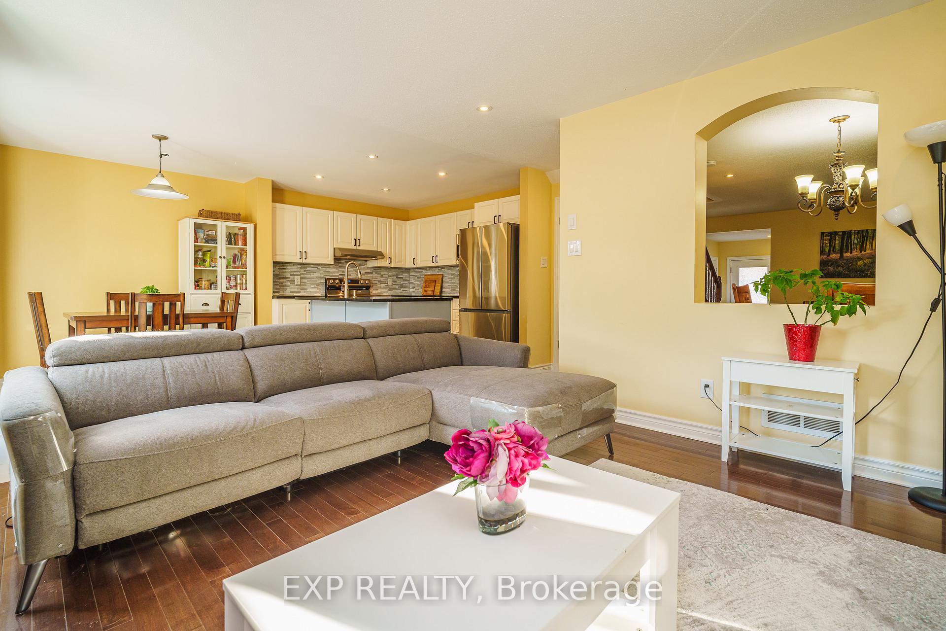 Photo 20 of 426 Pillett Street, Ottawa, Barrhaven - Strandherd — HOMEH