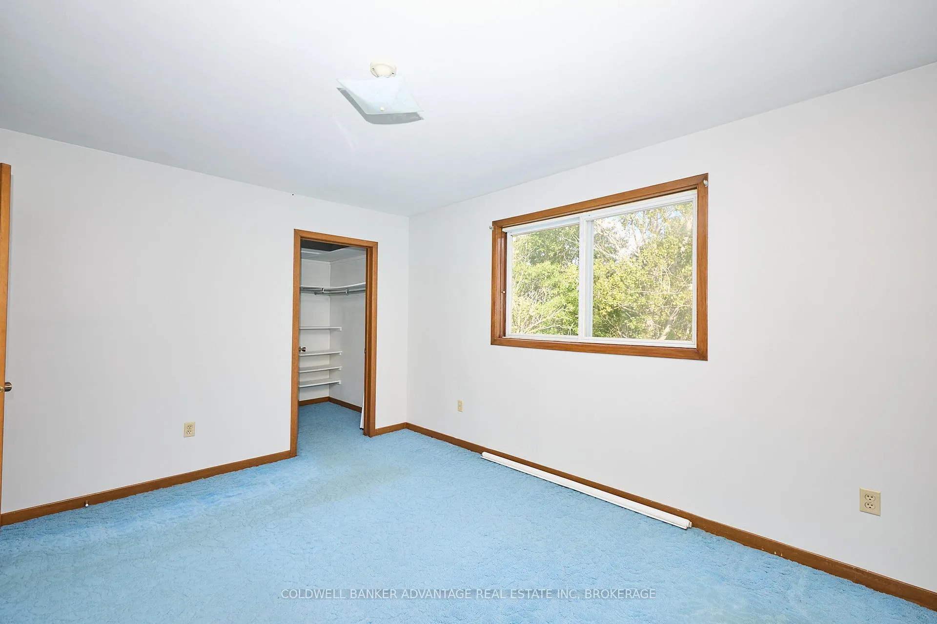 Photo 14 of 925 Carl Road, Welland, Cooks Mills — HOMEH