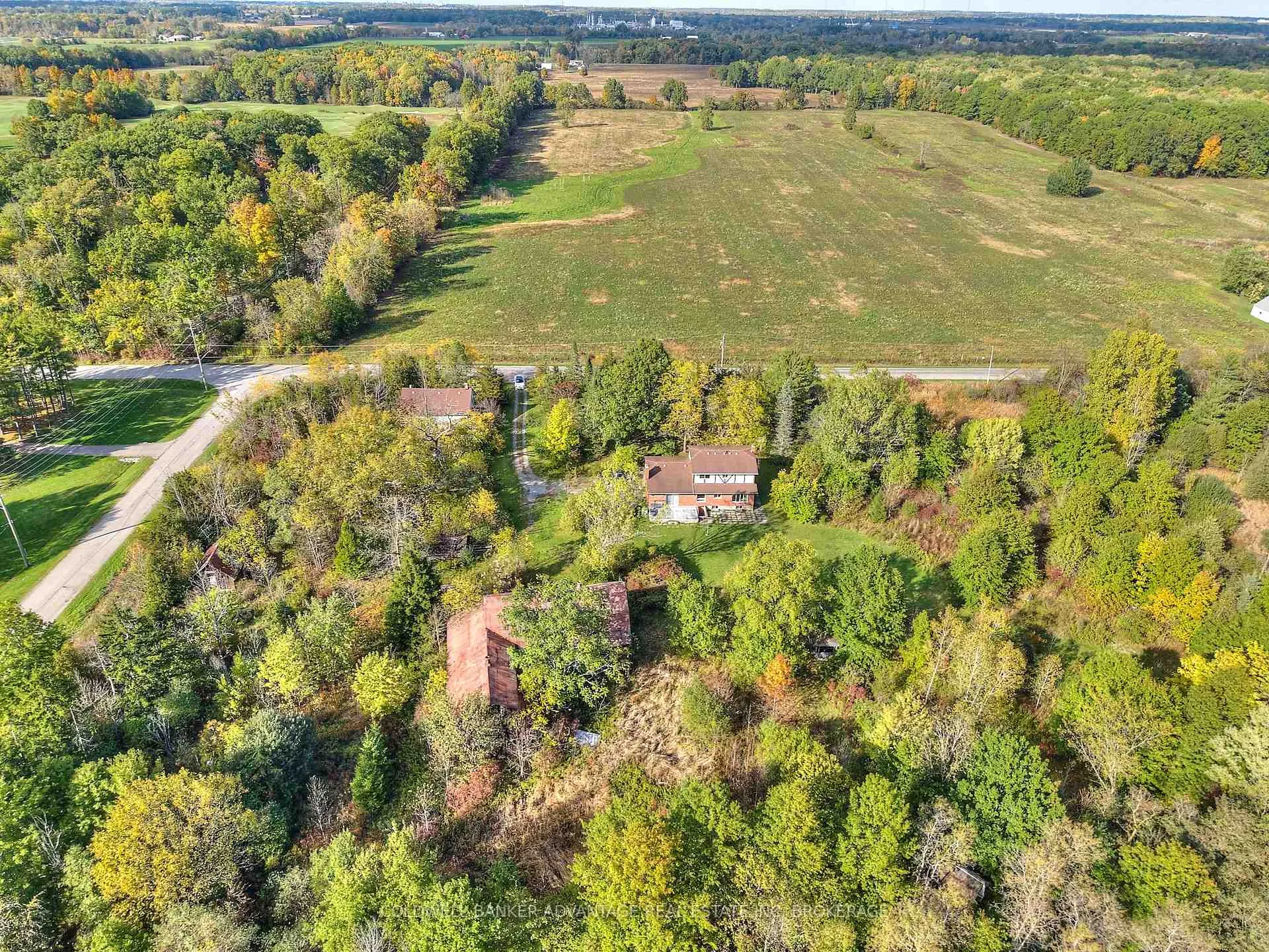 Photo 24 of 925 Carl Road, Welland, Cooks Mills — HOMEH