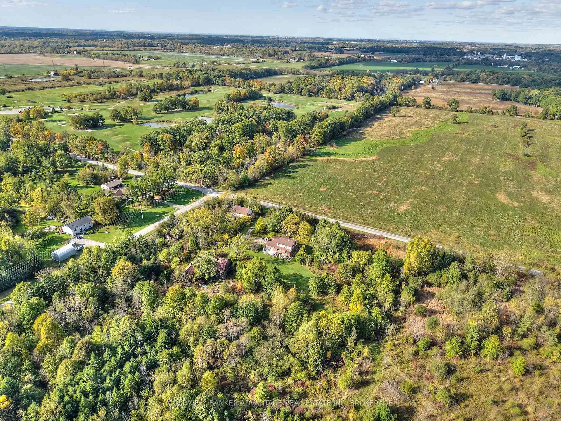 Photo 25 of 925 Carl Road, Welland, Cooks Mills — HOMEH